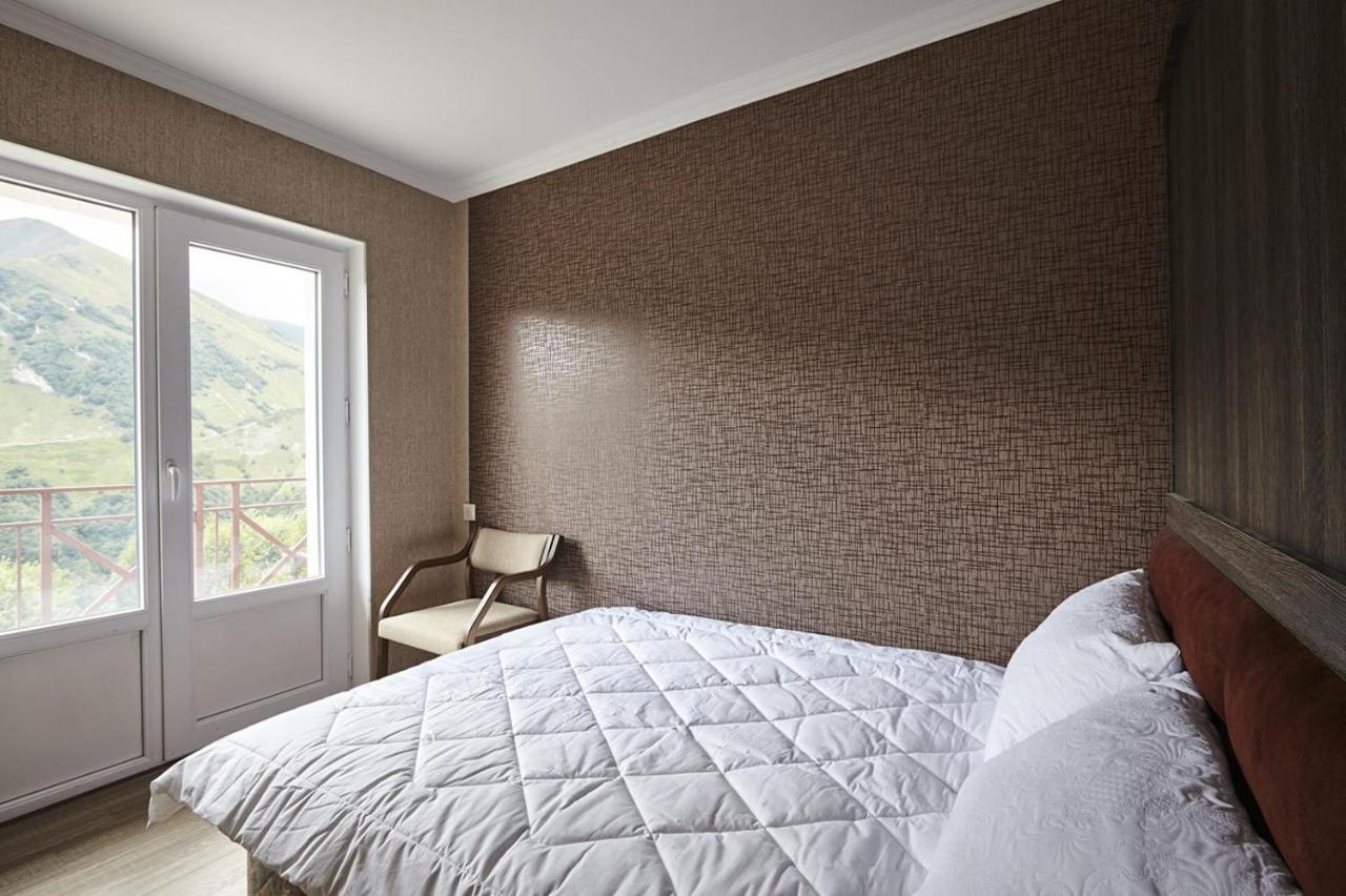 White House Gudauri Hotel ภายนอก รูปภาพ